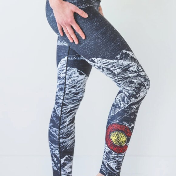 Colorado Threads Women's Mountain Sketch Leggings, Large - Picture 8 of 8